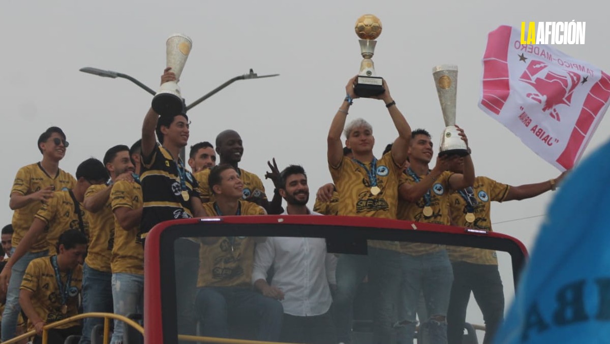 Tampico-Madero festeja regreso a Liga de Expansión con recorrido