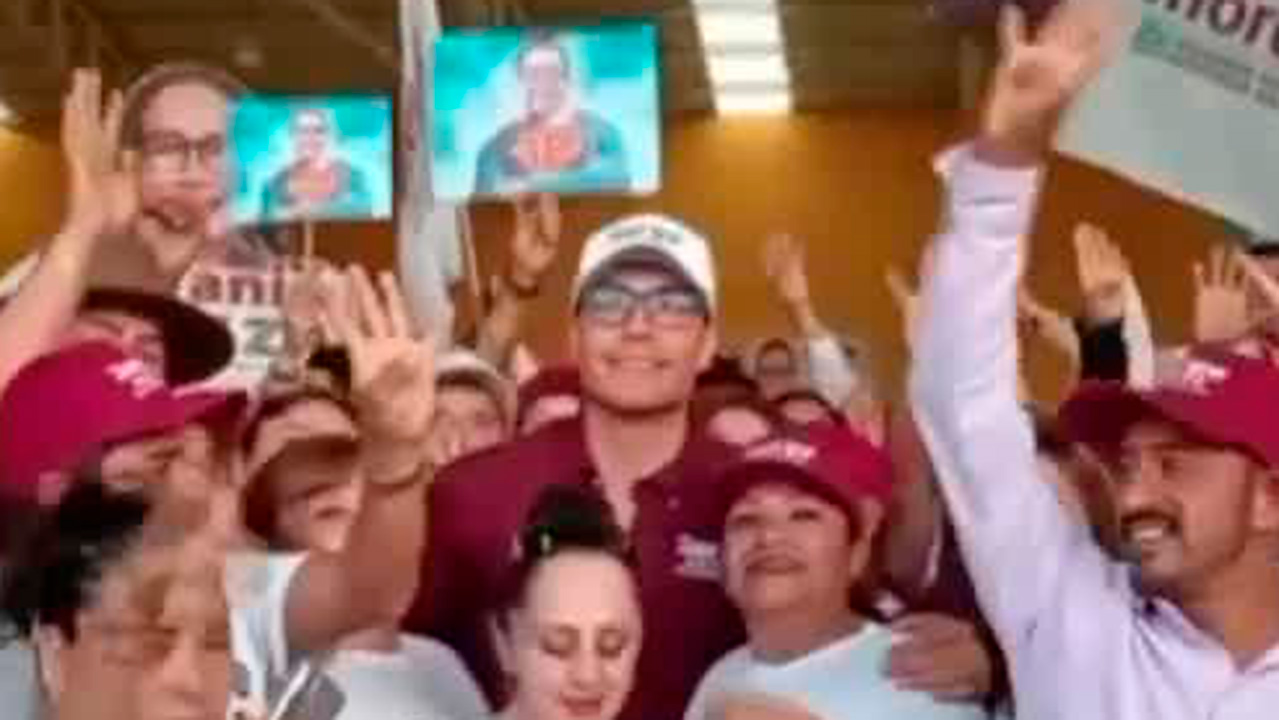 El candidato de Morena a la alcaldía de Pachuca, Jorge Reyes, cierra su campaña en la localidad