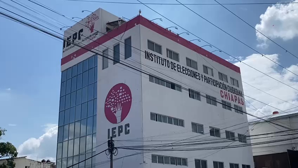 Las instalaciones del IEPC de Chiapas no sufrieron daños y quedaron resguardadas tras la irrupción de hombres armados. | Especial