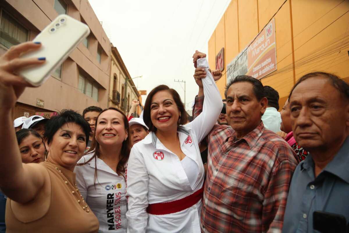 Lorenia Lira, candidata a la presidencia municipal de Tulancingo, en su cierre de campaña. (Cortesía)
