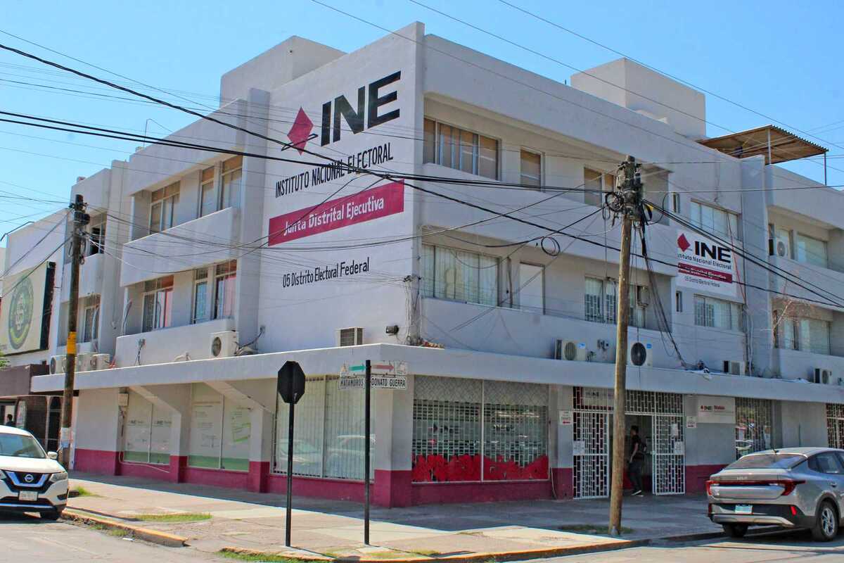 INE en Torreón. (Roberto Amaya)