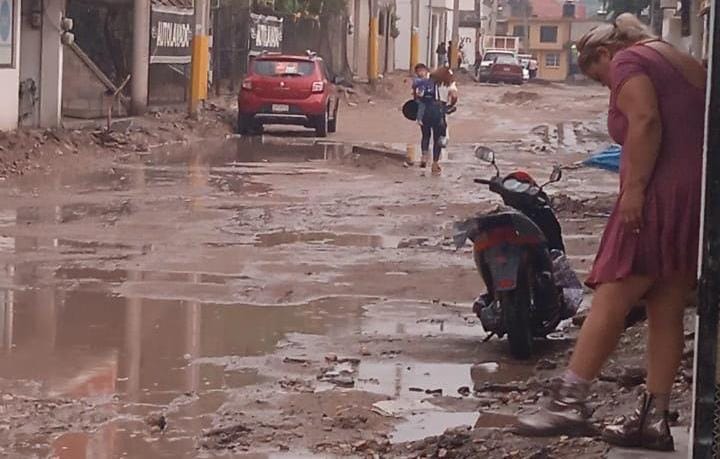 Piden información de la conclusión de obra en el cetro de Atotonilco. (Francisco Villeda)