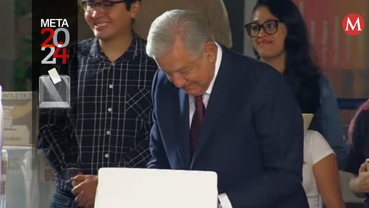 AMLO acude a votar en el Antiguo Palacio del Arzobispado.