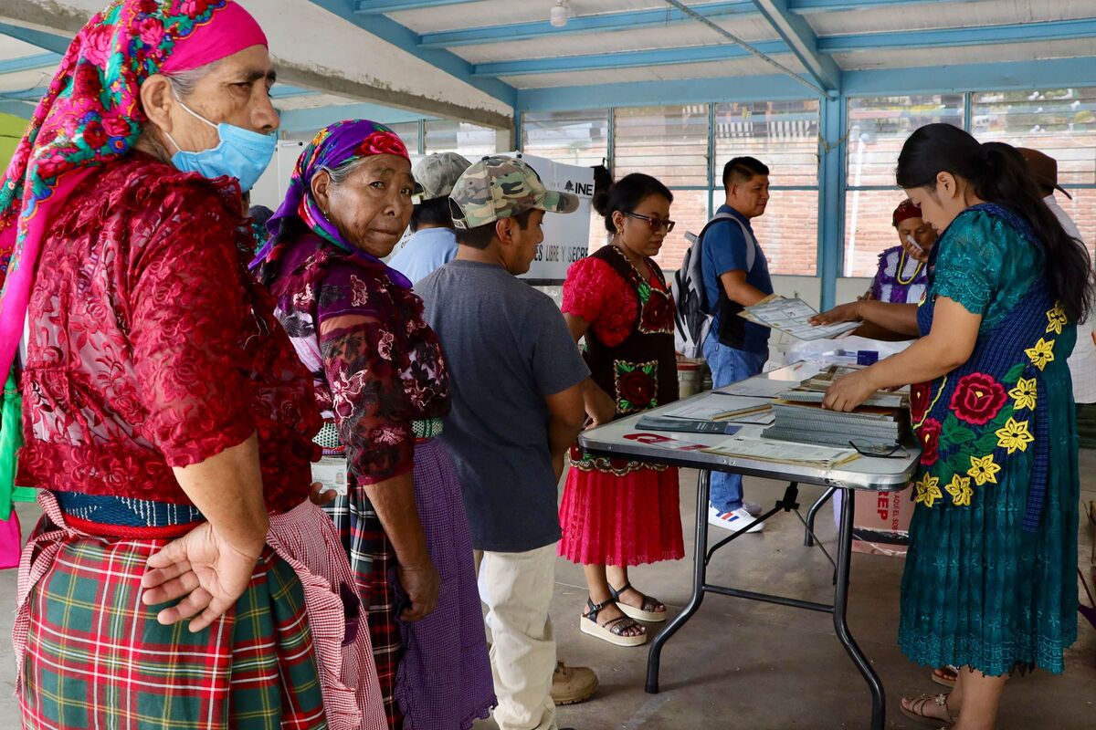 Denuncian compra de votos y amenazas en elecciones de Oaxaca | Cuartoscuro