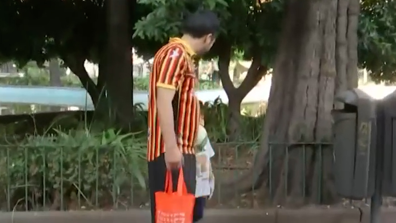Jorge Álvarez Máynez sale a jugar con su hijo previo a la jornada electoral