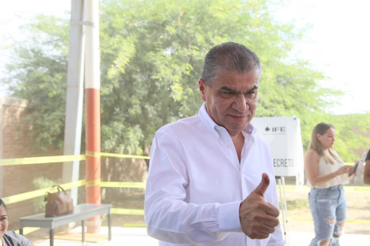 Miguel Ángel Riquelme acude a votar. | Martín Piña