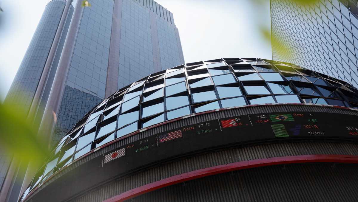 Los títulos de Banregio y Gentera perdieron más de 13%, seguidos por los de Banorte, que cayeron 11%. | Reuters