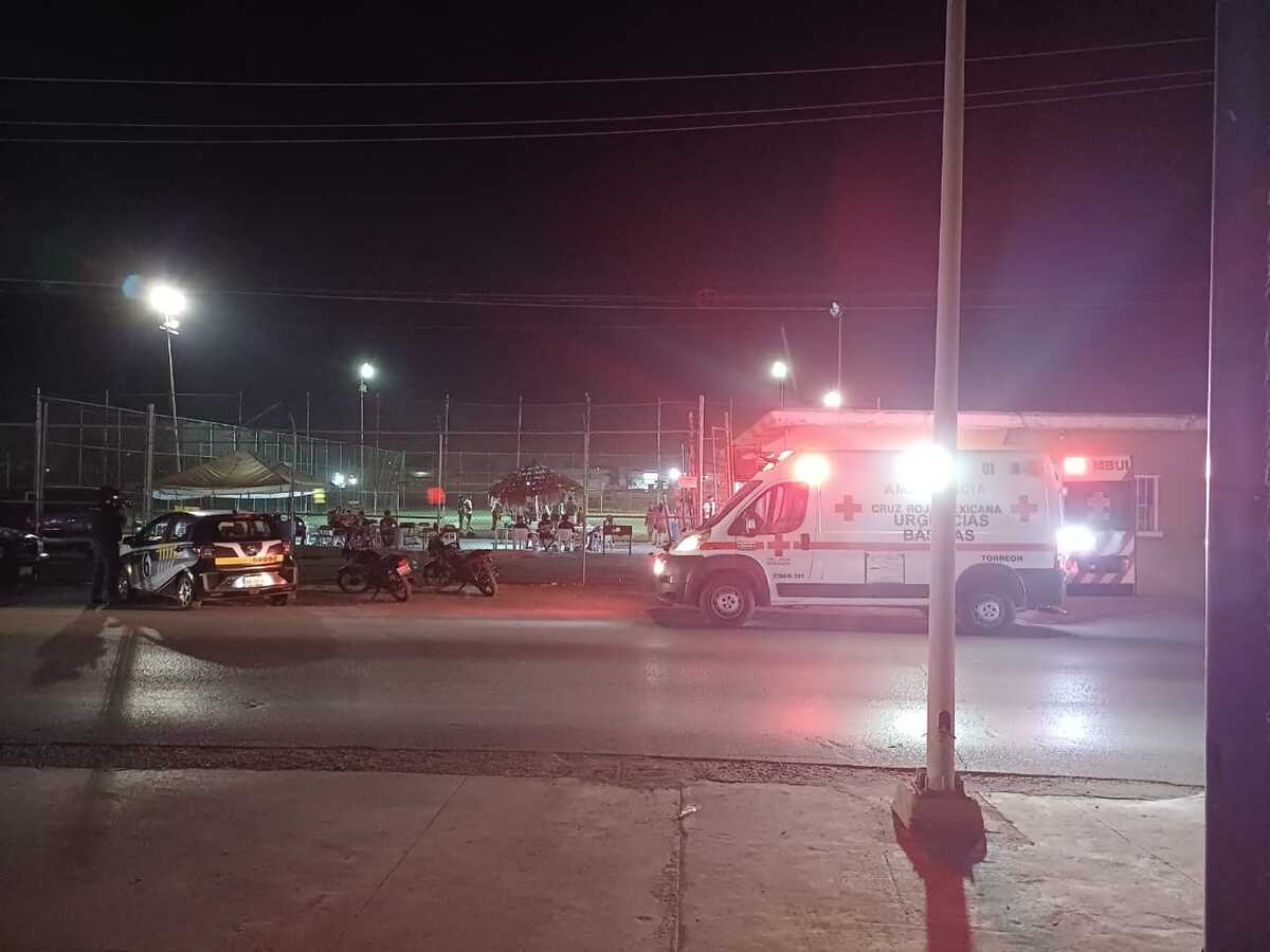 El adolescente fue atendido por paramédicos de Cruz Roja. (Especial)