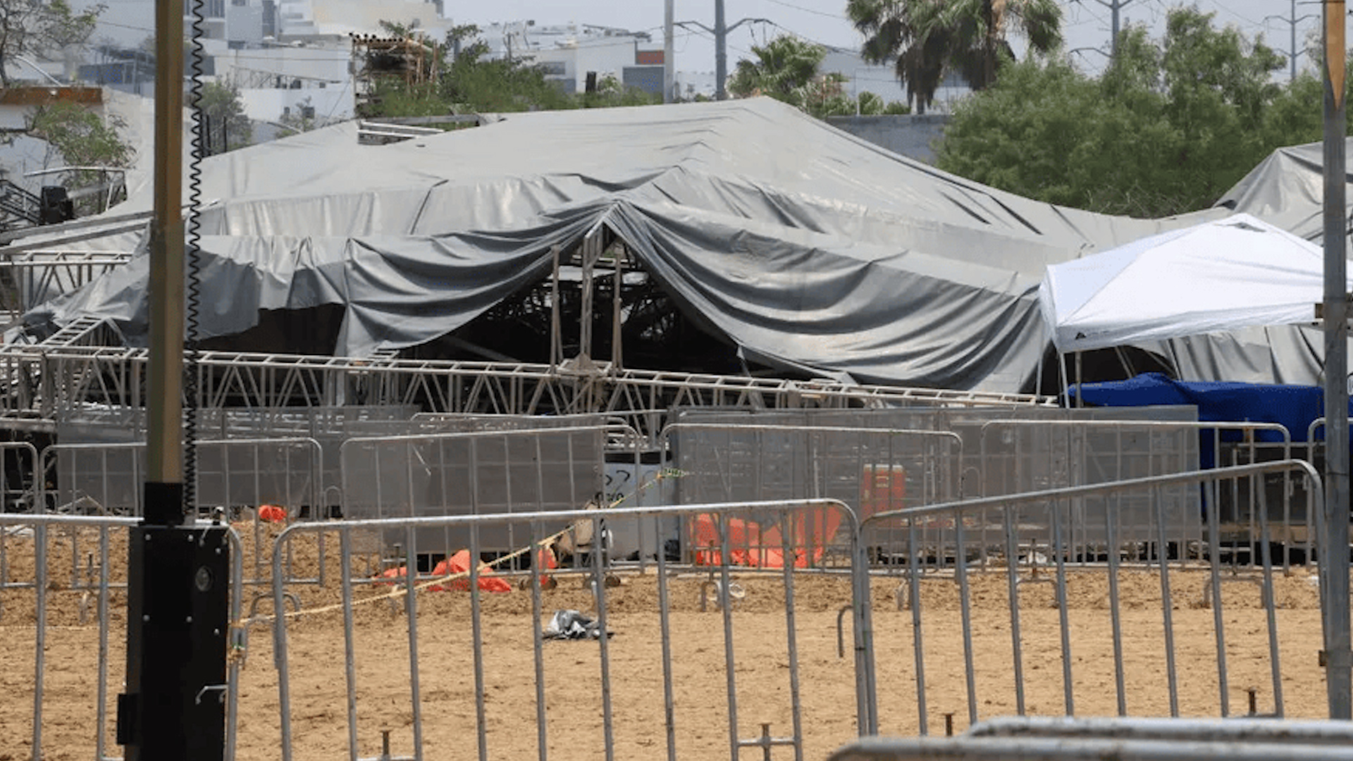 Continúan citatorios tras caída de escenario en San Pedro Garza García