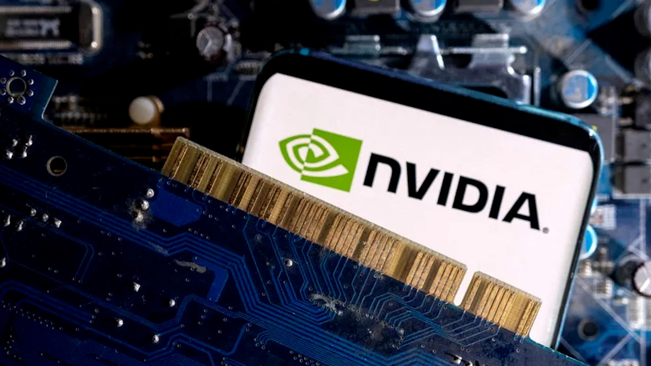 Acciones de Nvidia llegan a nivel récord; supera a Apple como segunda empresa más valiosa del mundo