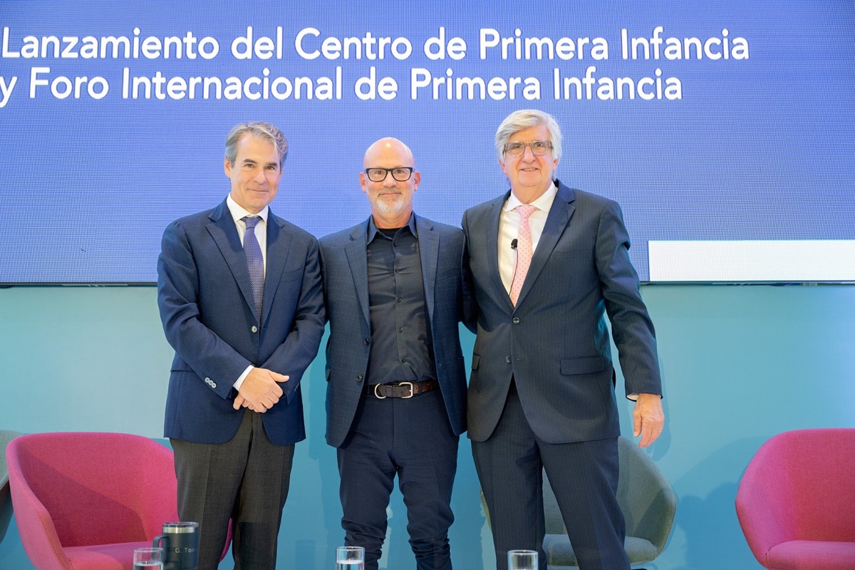 Guillermo Torre, Philip Fisher y Pat Levitt.