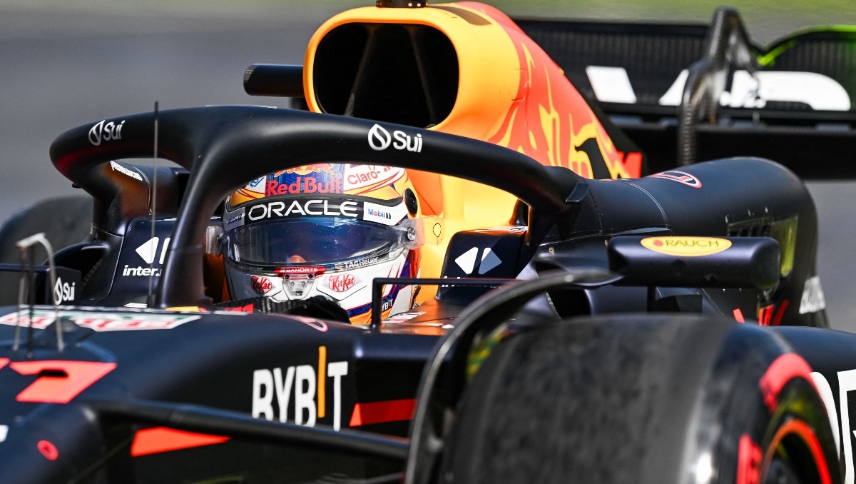Checo Pérez, marcó el décimo mejor tiempo en los entrenamientos libres (Reuters)