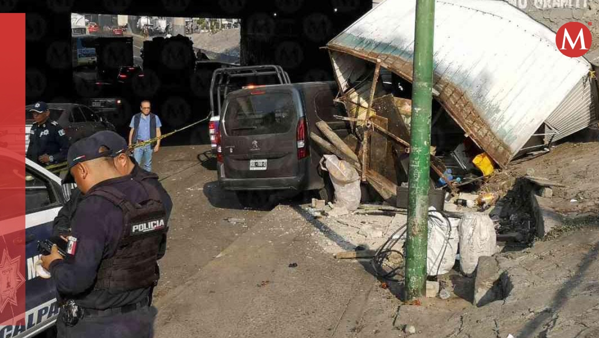 El conductor de la unidad responsable fue atendido y detenido en el sitio. | Foto: Jorge Becerril