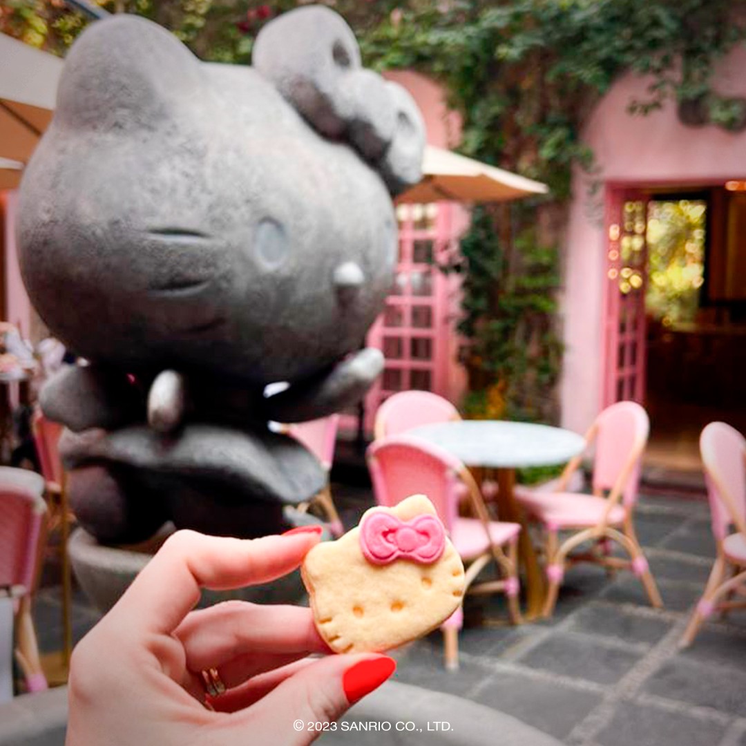 Hello Kitty cafe Piolanco