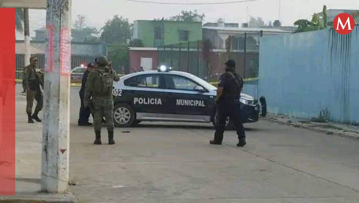 Policías en el lugar del hallazgo (Especial)