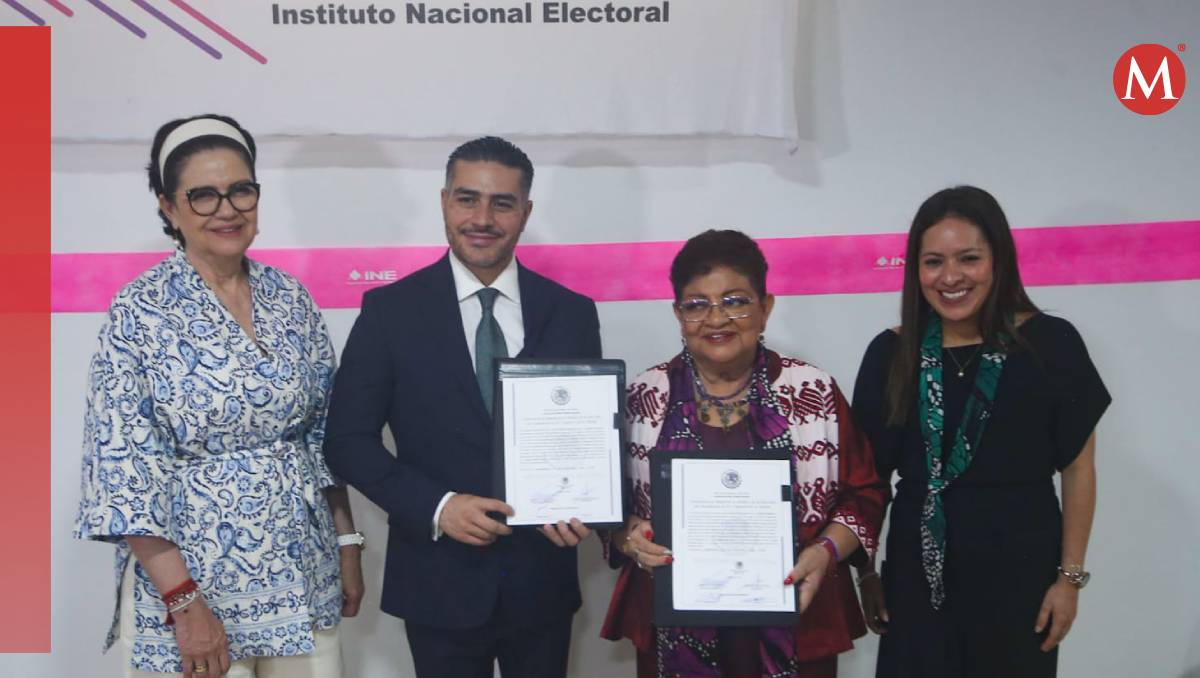 Los senadores electos Ernestina Godoy y Omar García (Foto: Aracely López)