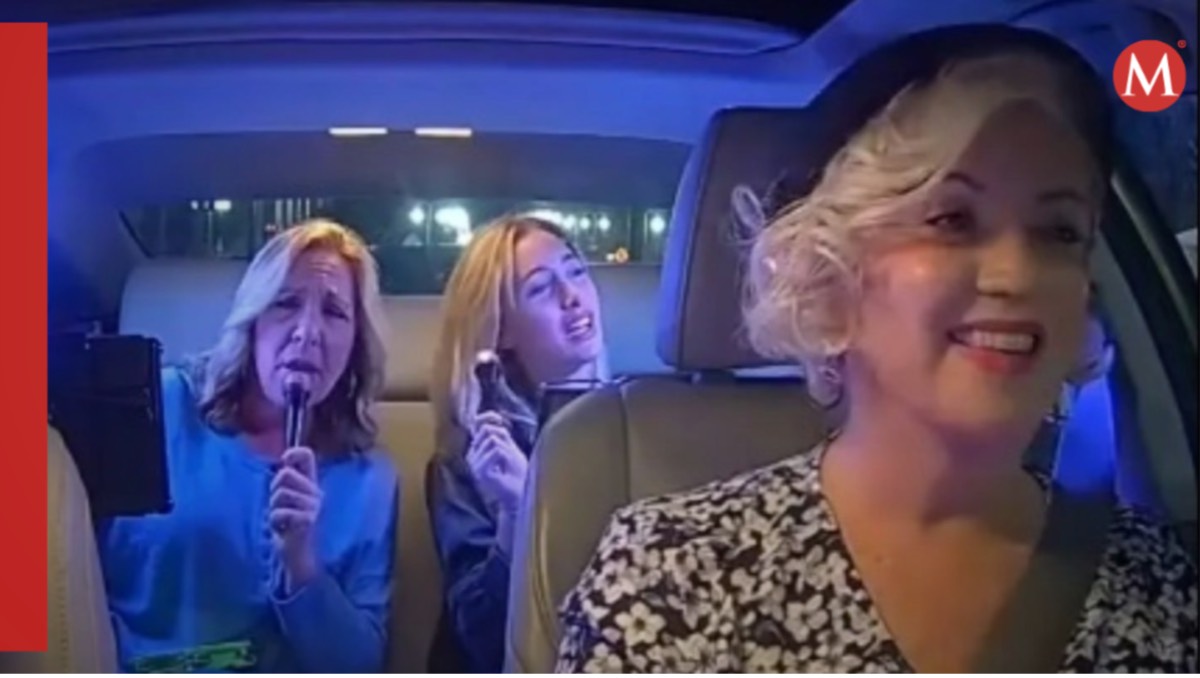 Conductora de Uber arma Karaoke para sus pasajeros | ESPECIAL