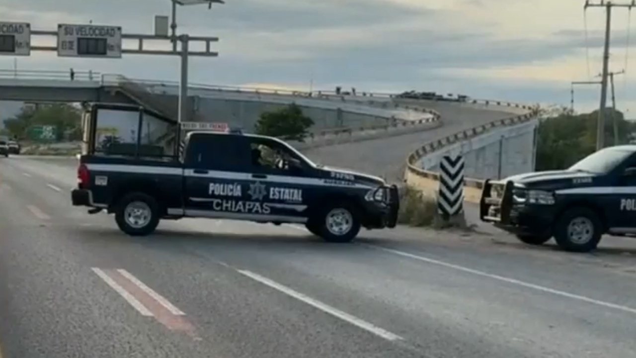 Hallan cuerpo colgado de un puente en Tuxtla Gutiérrez, Chiapas
