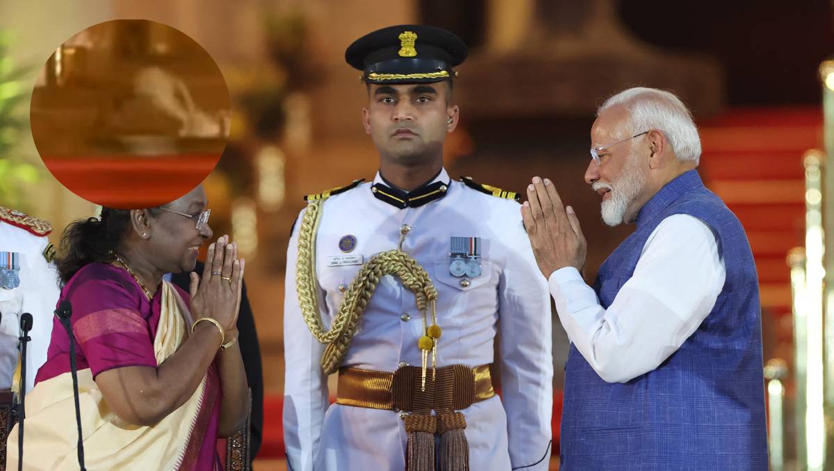 El primer ministro Narendra Modi no se percató del animal. | AFP