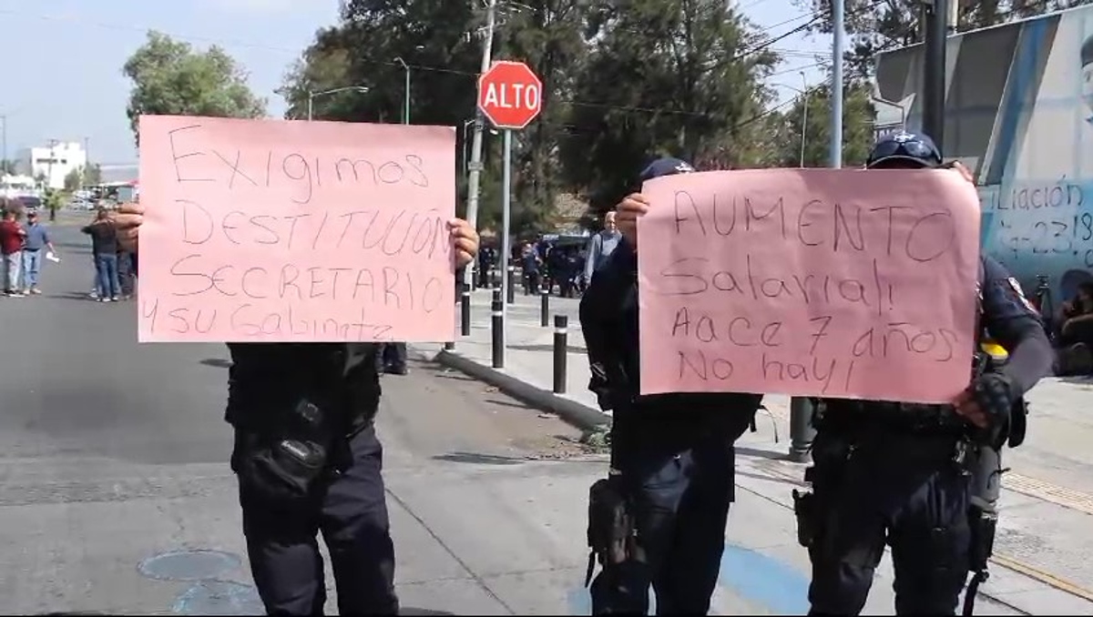 Policías de Michoacán exigieron un aumento salarial y mantenimiento a patrullas. | Especial
