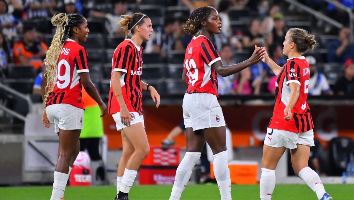 AC Milán golea a Rayadas en partido del Her Nations Tour (Imago 7)