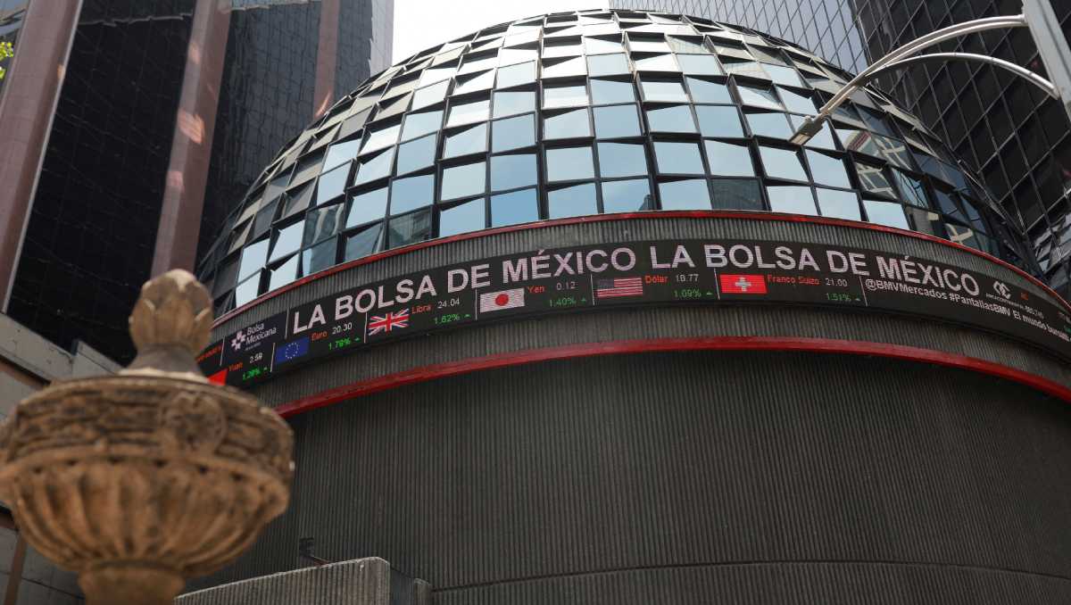El Banco de México dijo que si sigue viendo alta volatilidad, tomará cartas en el asunto para la estabilización. | Reuters
