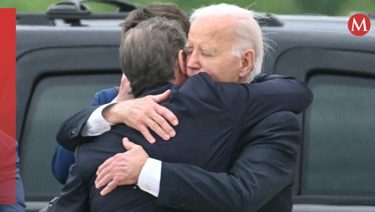 Joe Biden canceló una cita y viajó para abrazar a su hijo tras el veredicto. | AFP