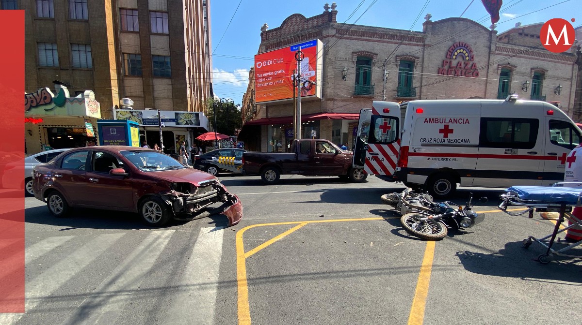 Motociclista herido en el Centro de Monterrey. Foto: Erik Solheim