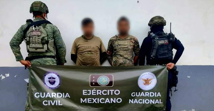 Caen dos colombianos en Buenavista, Michoacán, autoridades confiscan armamento