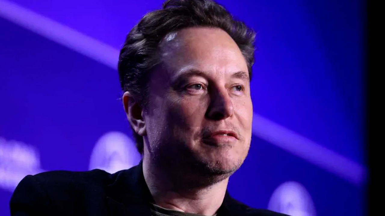 Elon Musk enfrenta demanda por conducta sexista y abusos laborales en SpaceX
