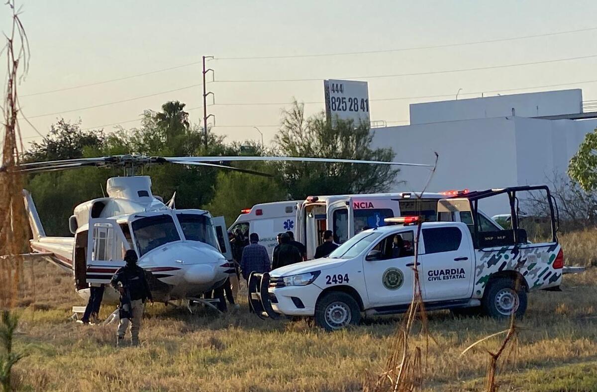 Decenas de unidades de seguridad, estatales, municipales y de la Sedena, se movilizaron en la zona tras generarse el reporte. | Especial.