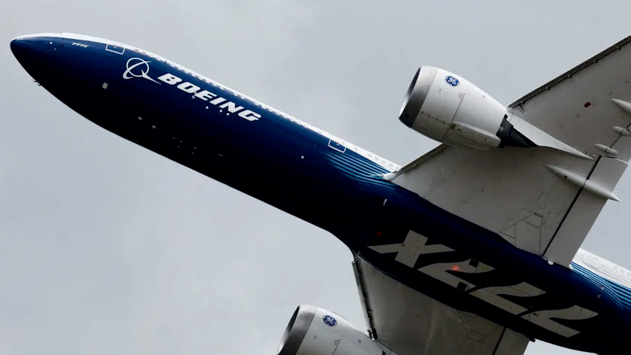 Boeing investiga problema de calidad en modelo 787 no entregados