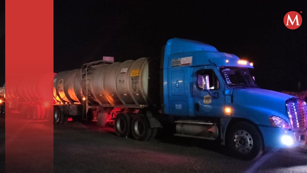 GN recupera camión cargado de combustible en Palmar de Bravo, Puebla | Especial