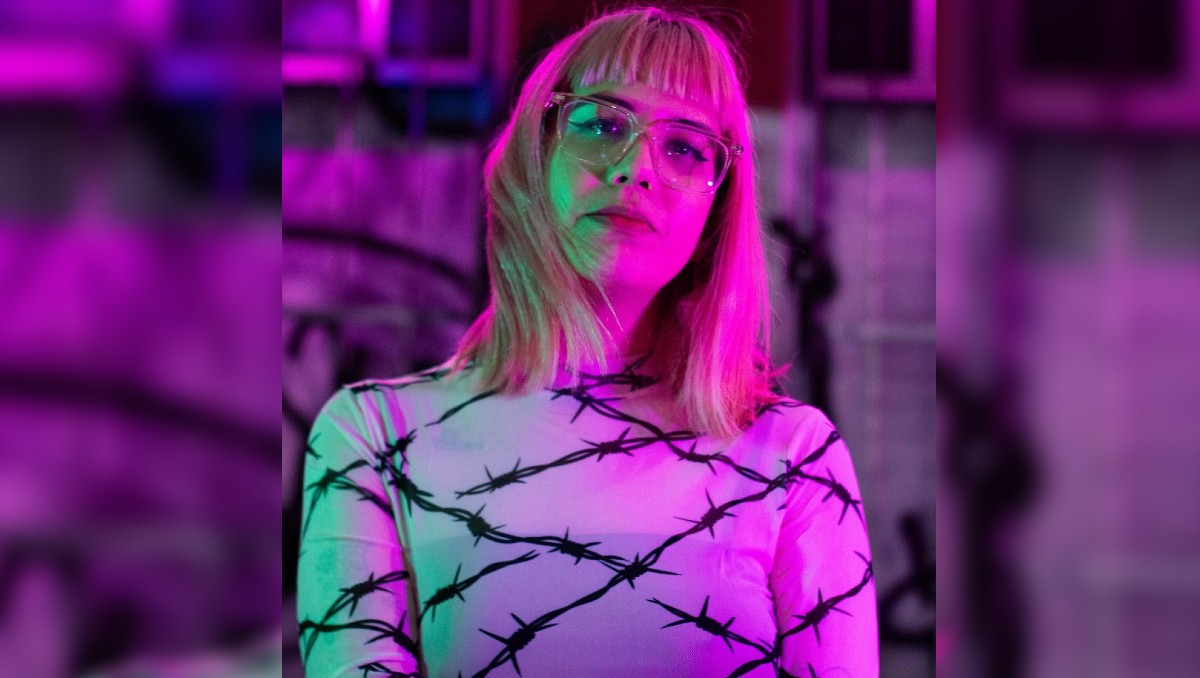 Karly Cherry toca temas de cultura pop y representación de la comunidad LGBTQ (Instagram)