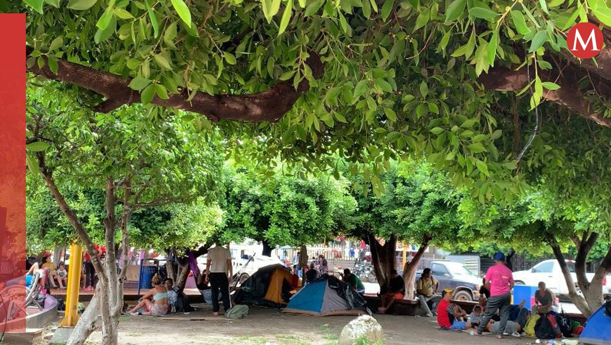 Migrantes en Suchiate piden ayuda urgente mientras enfrentan trámites migratorios retrasados | Especial