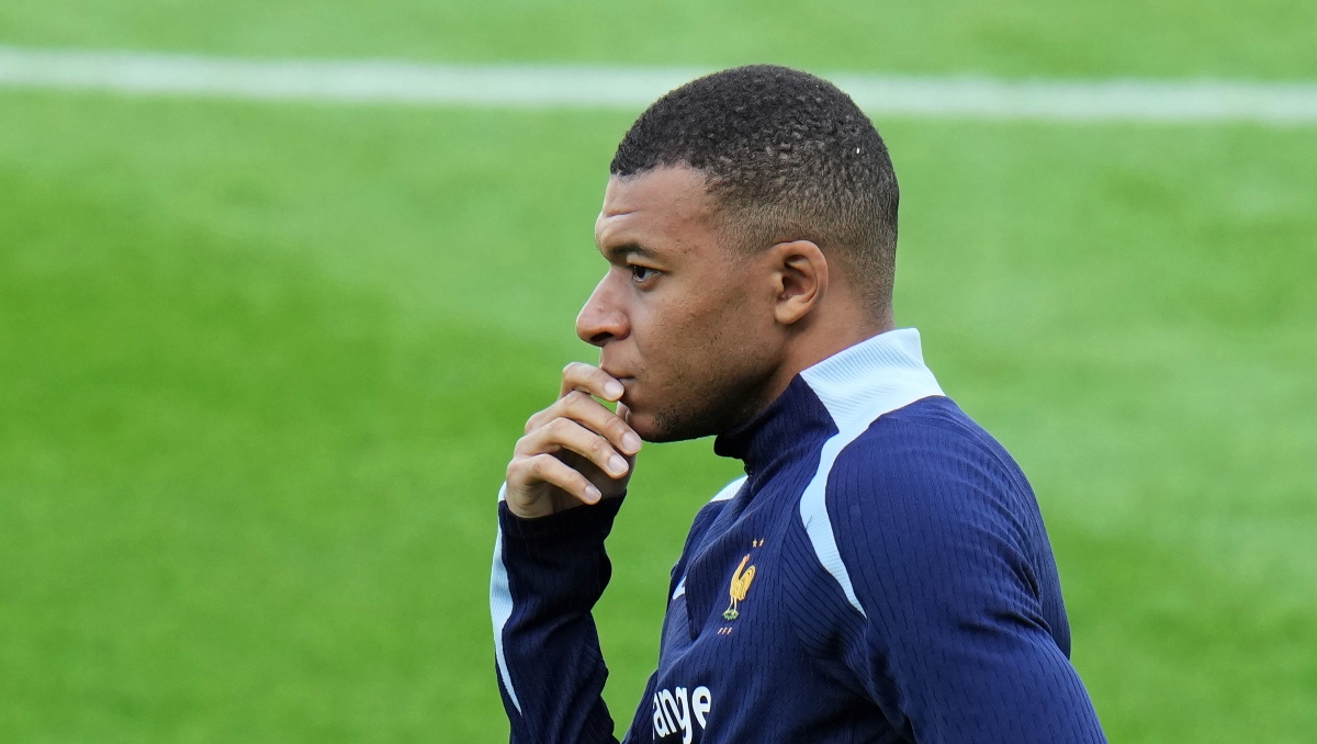 Mbappé lanza advertencia sobre las elecciones en Francia (AP)