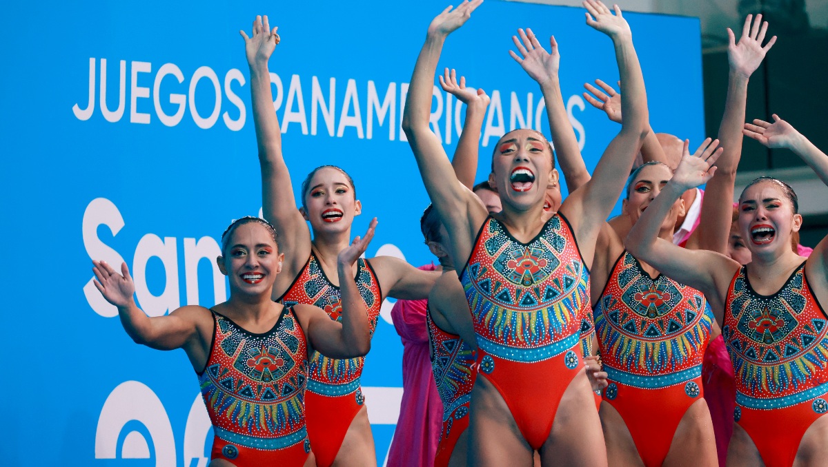 Natación artística ha recibido más de 37 millones de pesos para su preparación (Santiago 2023)