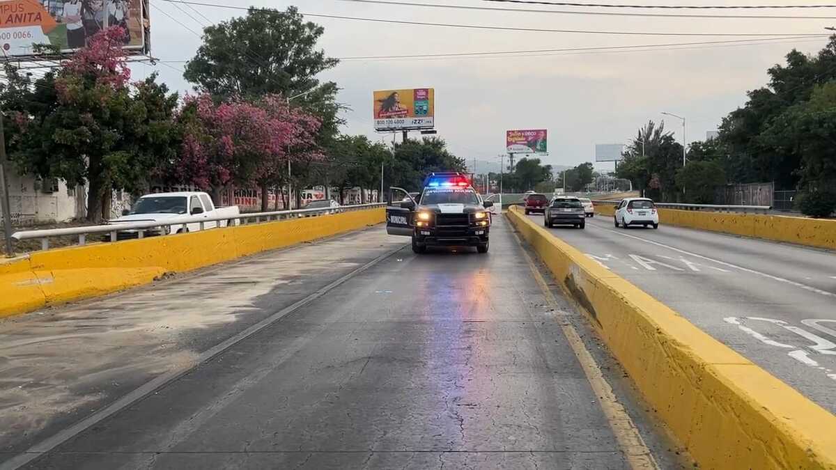 El fatal accidente sucedió sobre la avenida López Mateos a la altura del poblado de San Agustín. (Juan Munguía)