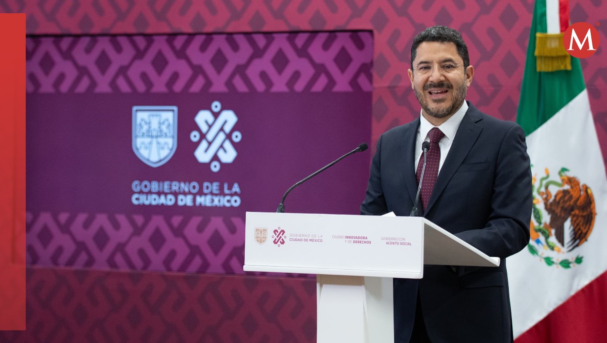 Martí Batres ofrecerá ayuda para regularizar restaurantes. | Especial