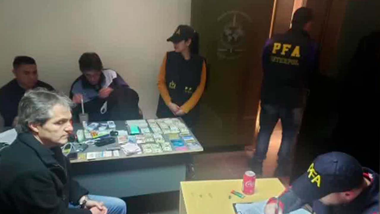 Caso Carlos Ahumada: FGR pide a jueza negar suspensión definitiva