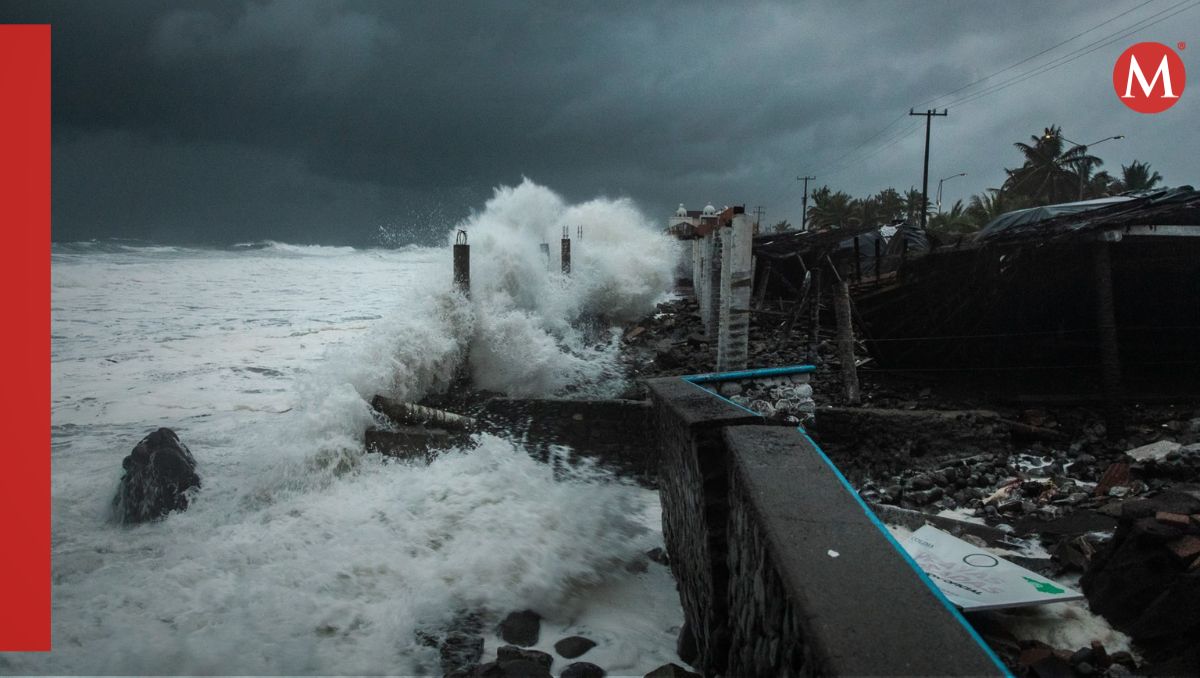 Este fenómeno es considerado una amenaza significativa para la vida y las propiedades a lo largo de las costas | FOTO: GUSTAVO VILCHIS