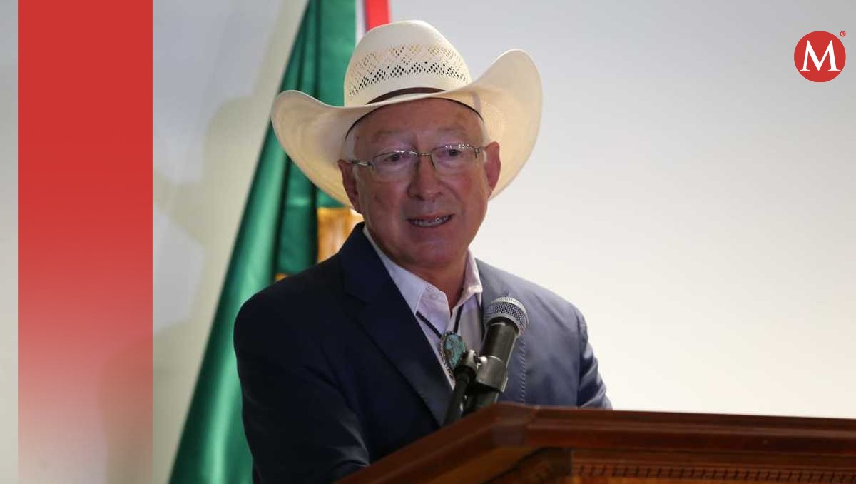 Ken Salazar se reunirá con gobernador de Michoacán por bloqueo a aguacate | Especial