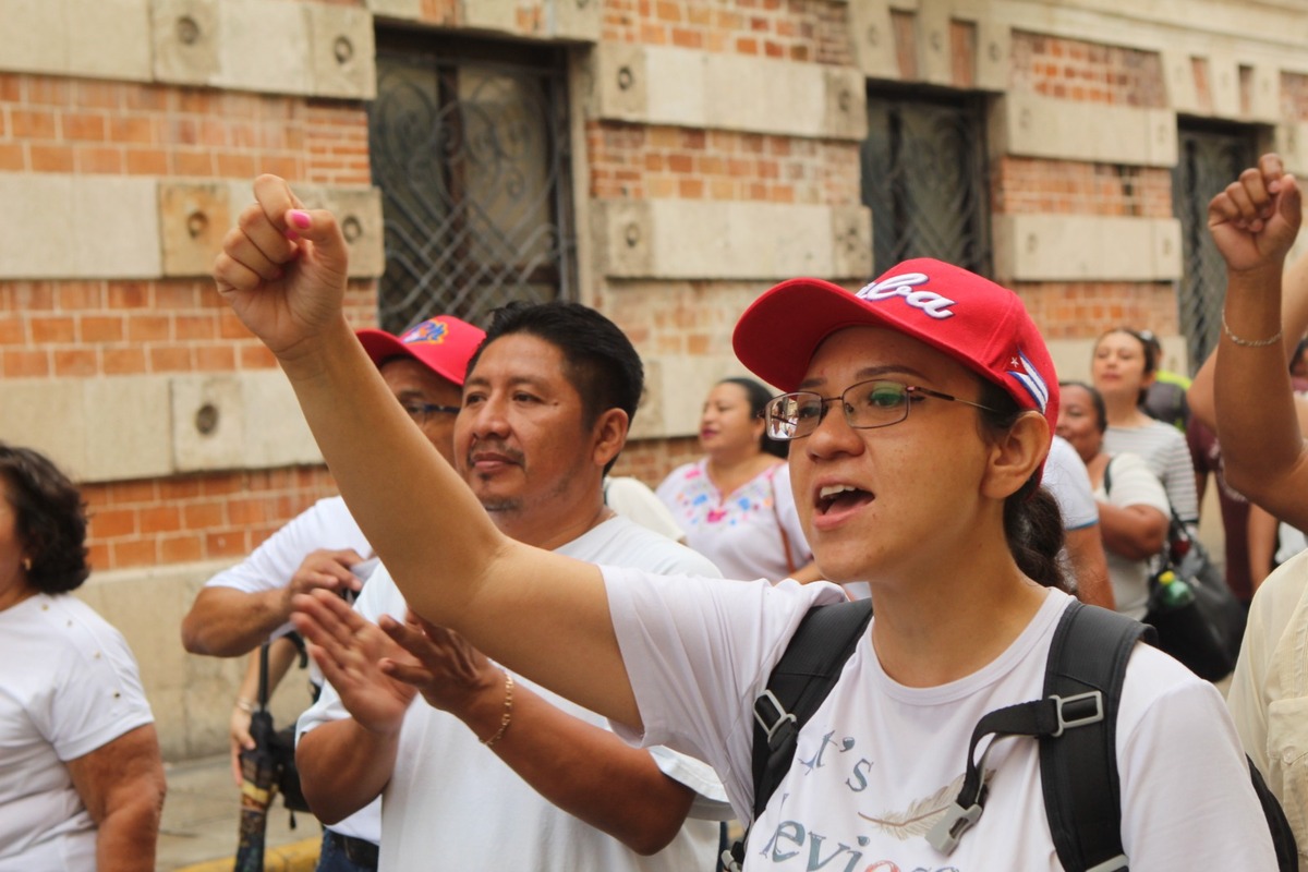 Marcha de maestros en Yucatán / Especial