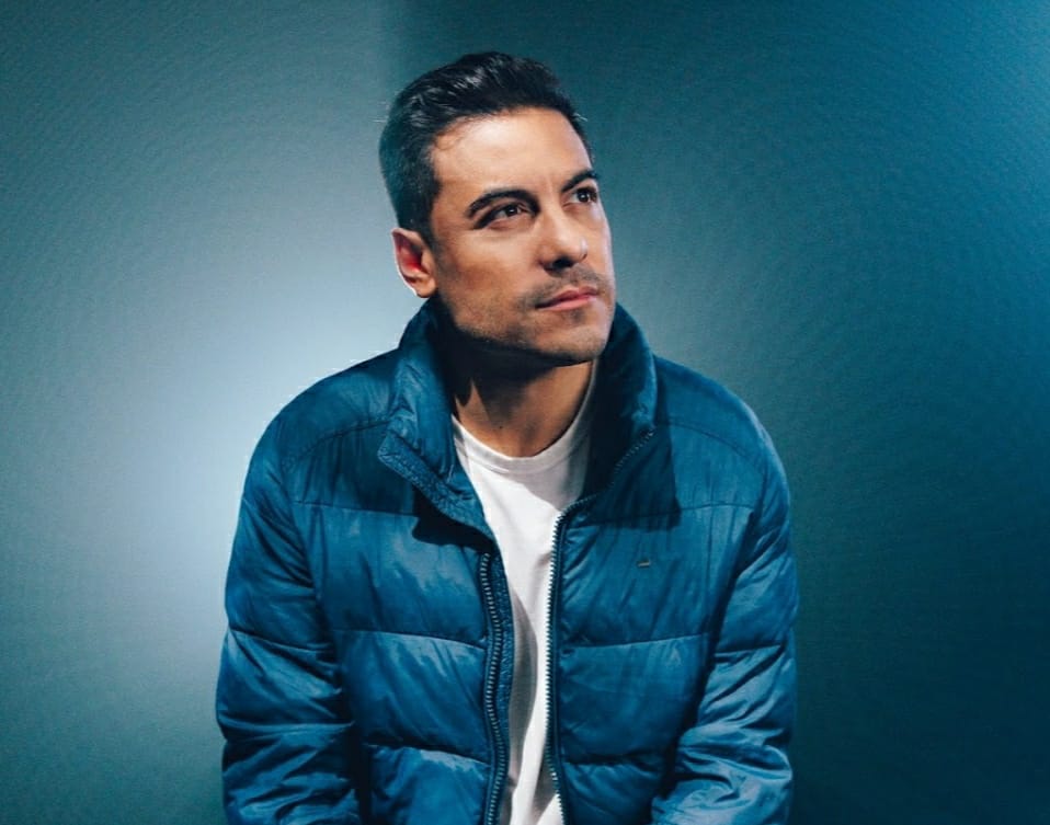 Carlos Rivera prepara concierto para celebrar 20 años de carrera / Especial