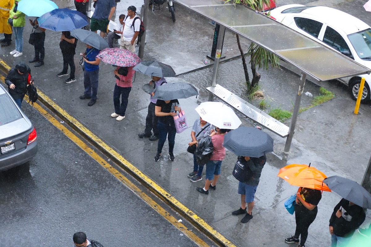 Fuertes lluvias en Monterrey provocan inundaciones / Roberto Alanís
