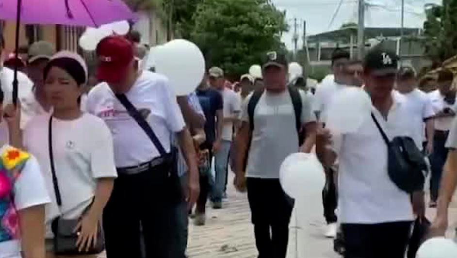 Habitantes de Tila marchan exigiendo mayor seguridad para regresar a sus hogares