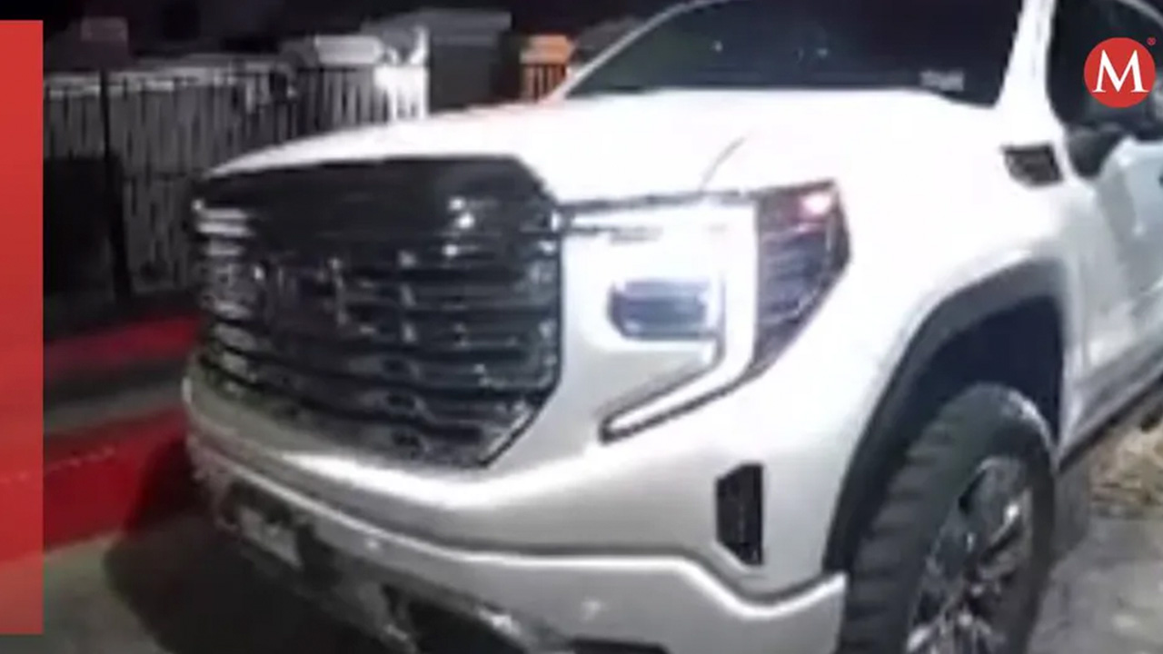 Captan a elementos de la policía municipal de Mexicali escoltando al líder del Cártel de Sinaloa