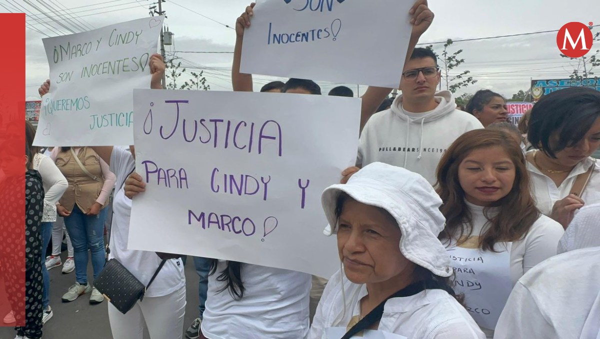 Familiares de pareja detenida por presunto robo a bodega piden liberarlos. Foto: (Zuleyma García)