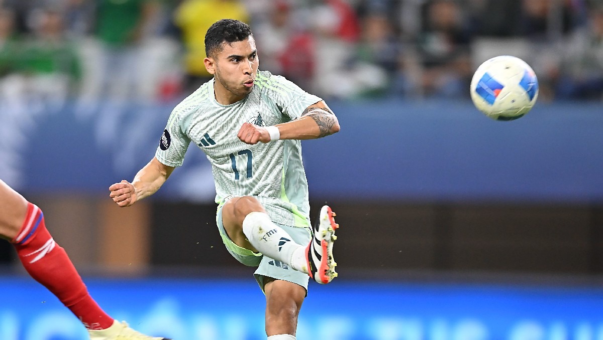Orbelín Pineda actualmente juega con el AEK de Grecia (Imago 7)