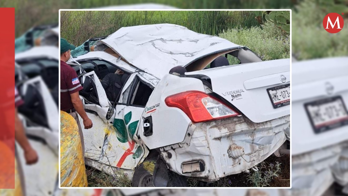 Rescatan a funcionario de Tasquillo tras accidente en la carretera Pachuca-Ixmiquilpan